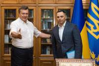 Янукович уволил Портнова и тут же сделал его первым замом Главы АП